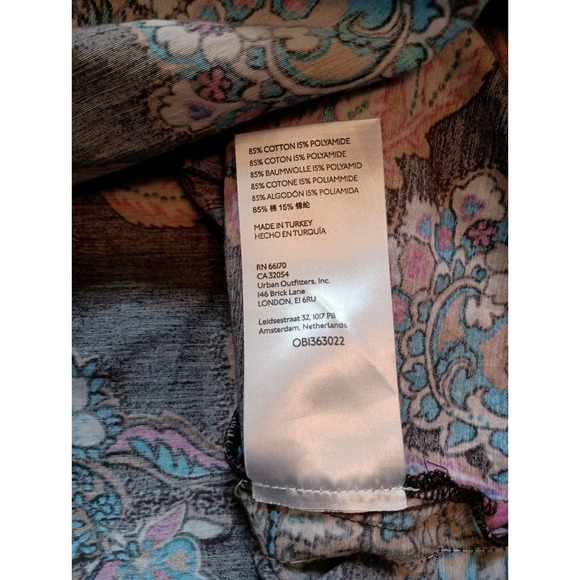 Free People We The Free Poolside Printed Boyfriend Button Down Paisley Top Sz M - Picture 11 of 14